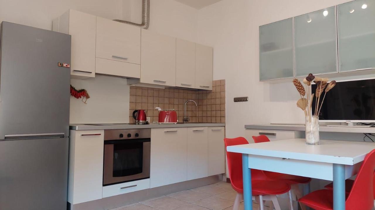 Casa Vacanze I Leoni Empoli Exterior photo