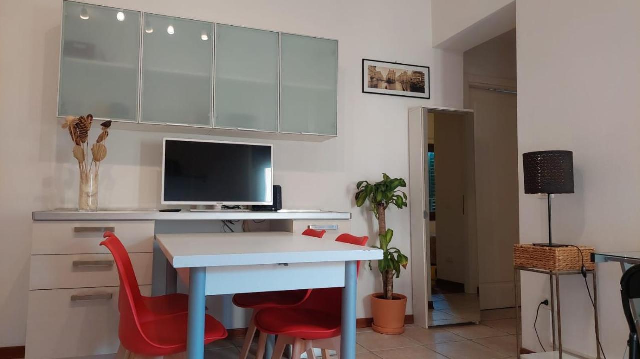 Casa Vacanze I Leoni Empoli Exterior photo